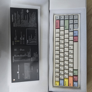 럭키65v2 밀화 팝니다