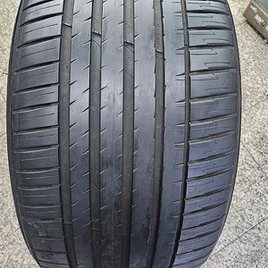 미쉐린 파일럿스포츠4 SUV 315-35-21 런플렛