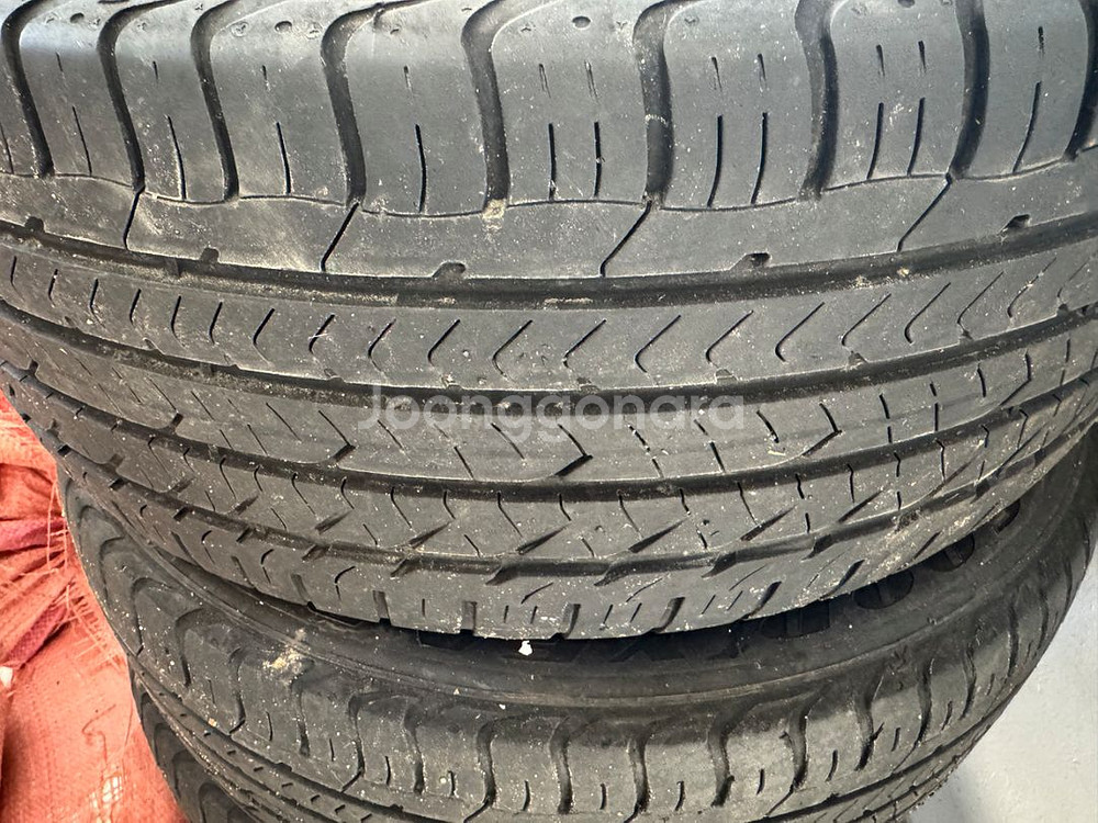 제네시스dh 18인치 휠 타이어 4짝 세트 판매합니다--2