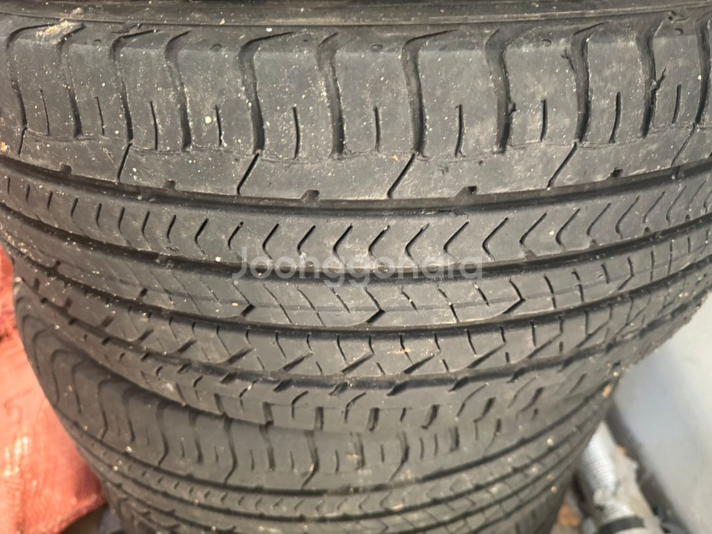 제네시스dh 18인치 휠 타이어 4짝 세트 판매합니다--4