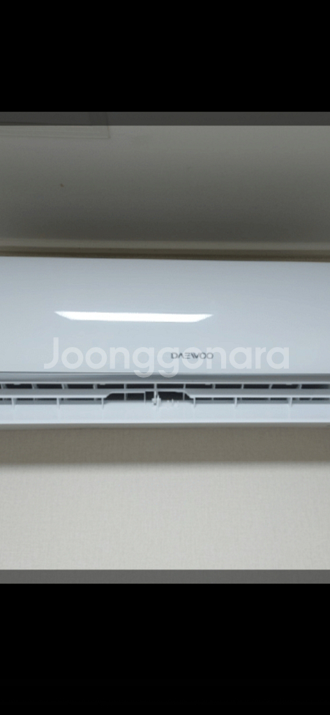 2019구매 벽걸이 에어컨,실외기,리모컨포함--0