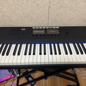 Komplete Kontrol s88 mk2