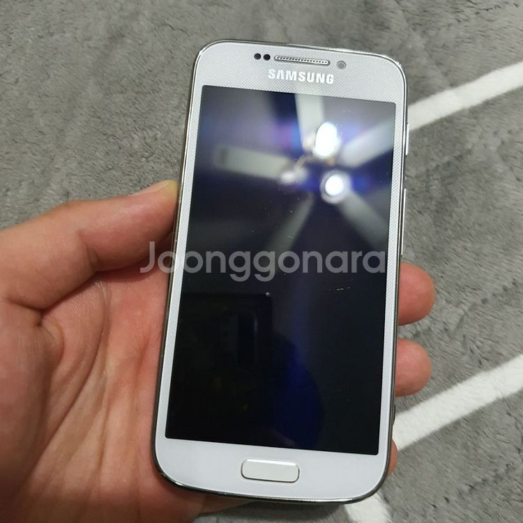 삼성 갤럭시 줌4 SM-C105L 16기가--1