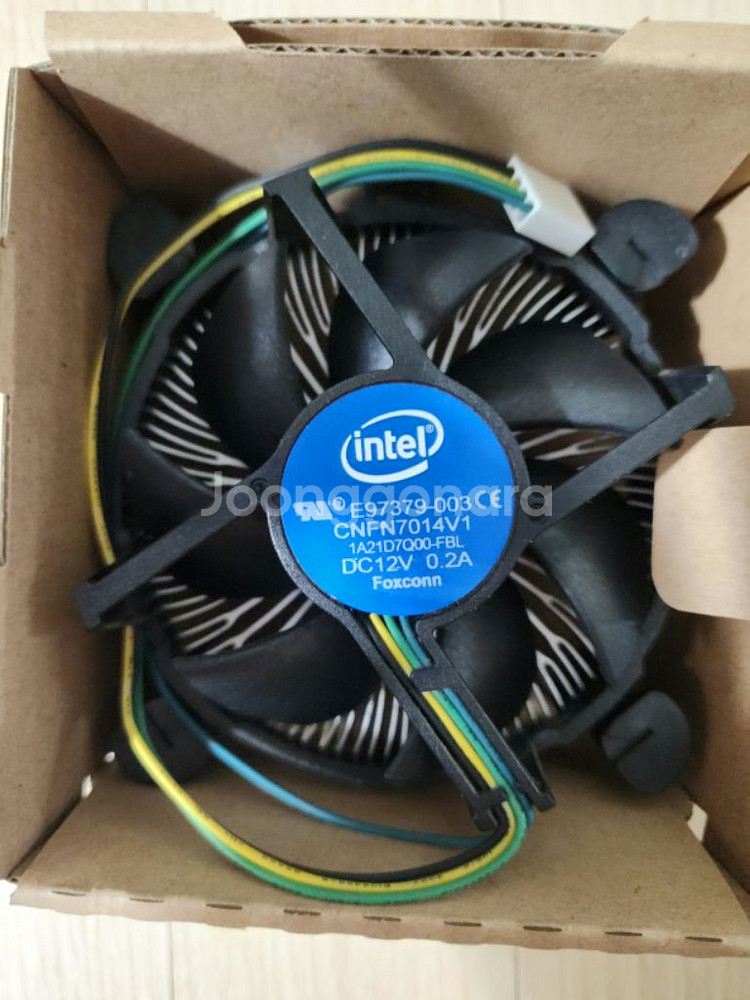 인텔 i7-7700 정품 CPU + 쿨러 세트 팝니다--2