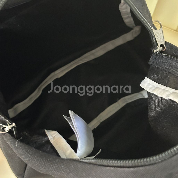 잔스포츠 하프파인트 미니백팩 블랙--2
