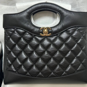 정품)샤넬 블랙 미니백