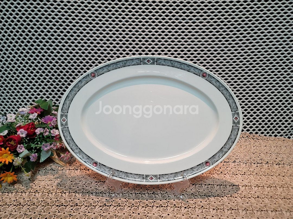 빌레로이앤보흐 루비노 타원형 특대접시--1