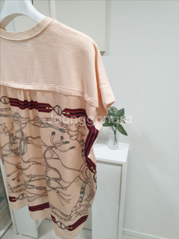 BCBG 여성 반팔 상의--4