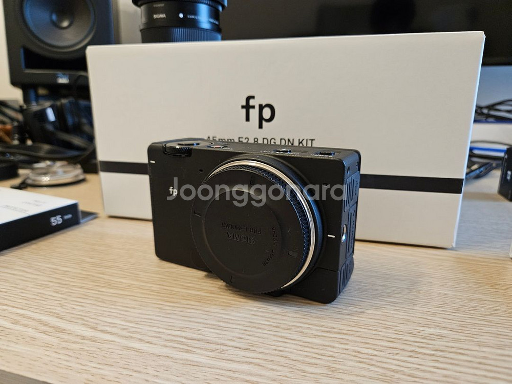 시그마 fp 45mm f2.8--1