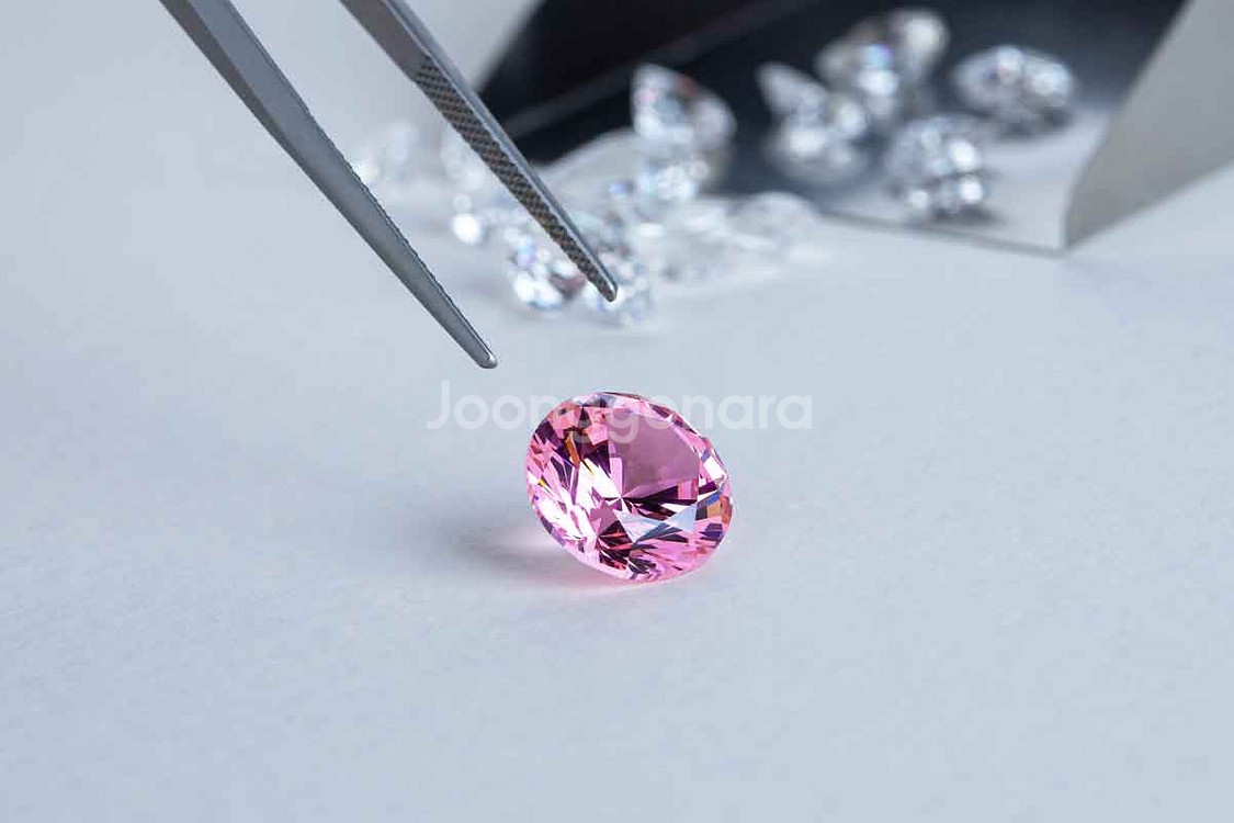 랩그로운 다이아몬드 1.5캐럿 팬시 비비드 핑크 컬러--2