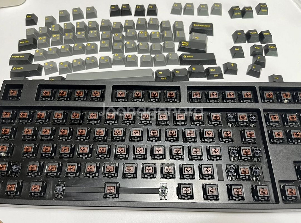 레오폴드 FC750R PD 기계식 키보드 갈축--2