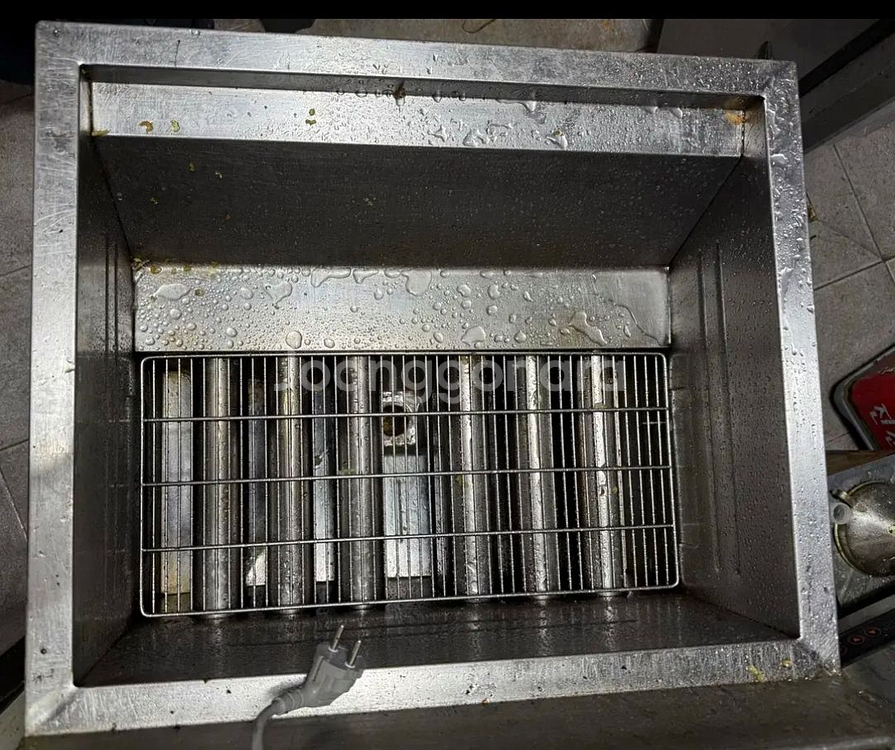 린나이 업소용 튀김기 2대 팝니다.--1