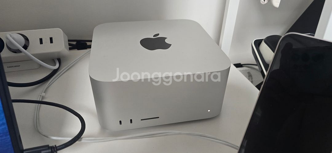 M1 Max 64G 1T (에케플 5월까지) 팝니다--0