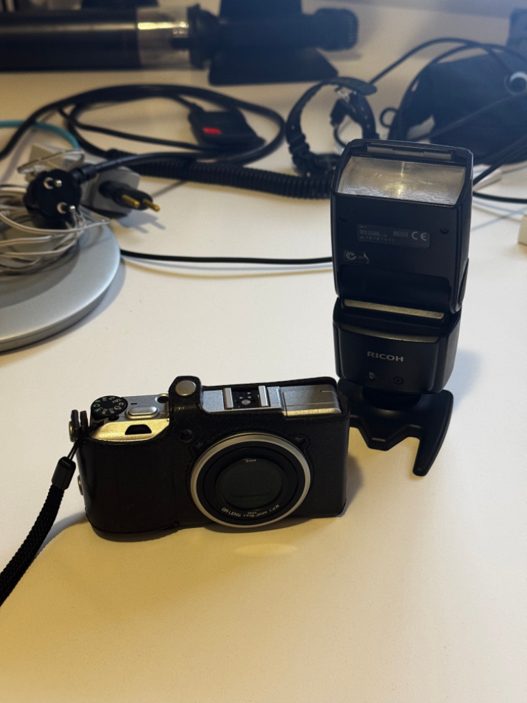 리코 gr2 실버에디션