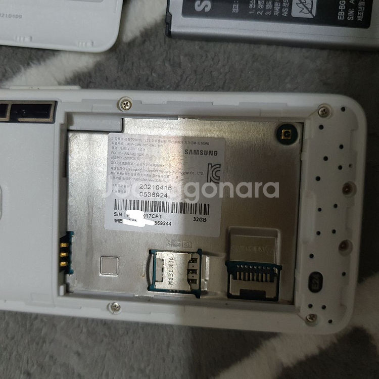 삼성 갤럭시폴더2 sm-g160n 32기가--6