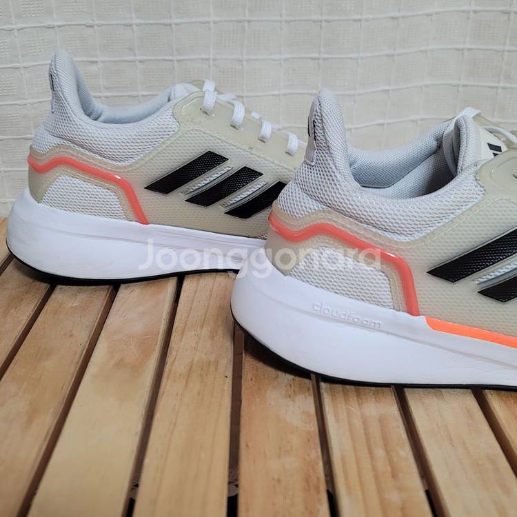 아디다스 EQ19 런 화이트270--3