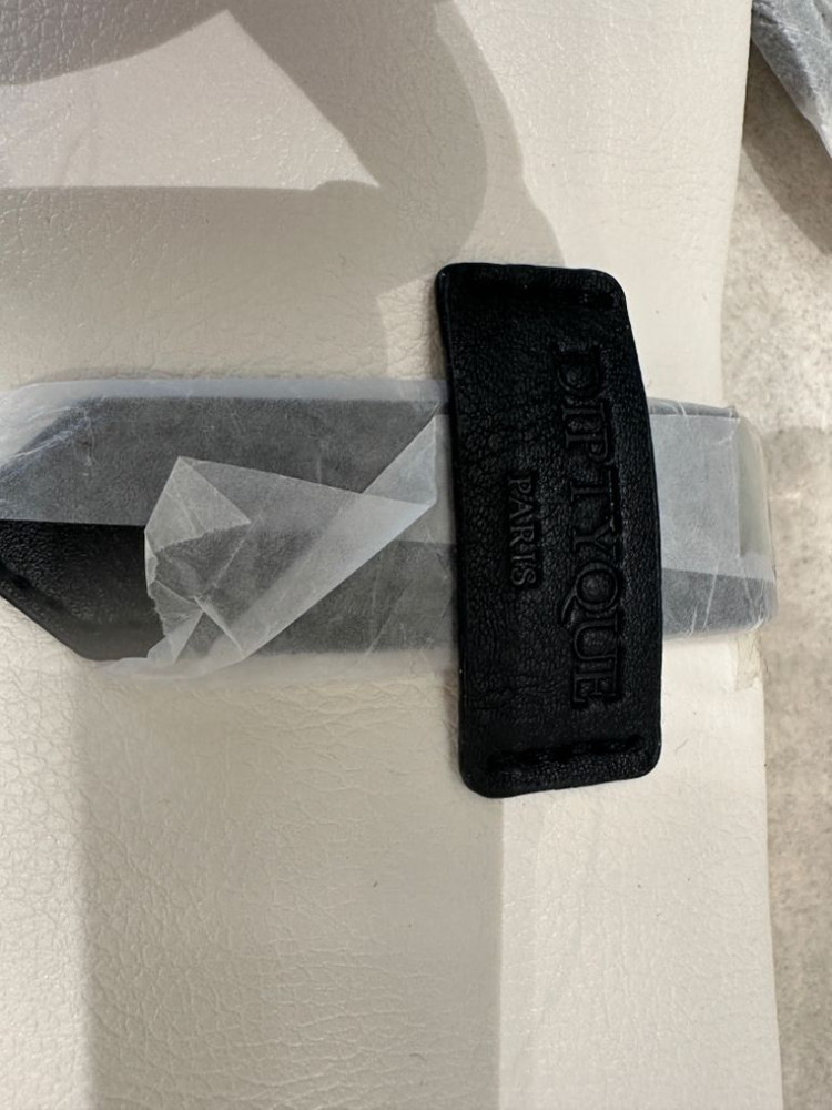 카타르 항공 비즈니스 어메니티 딥디크 오데썽 탐다오--1