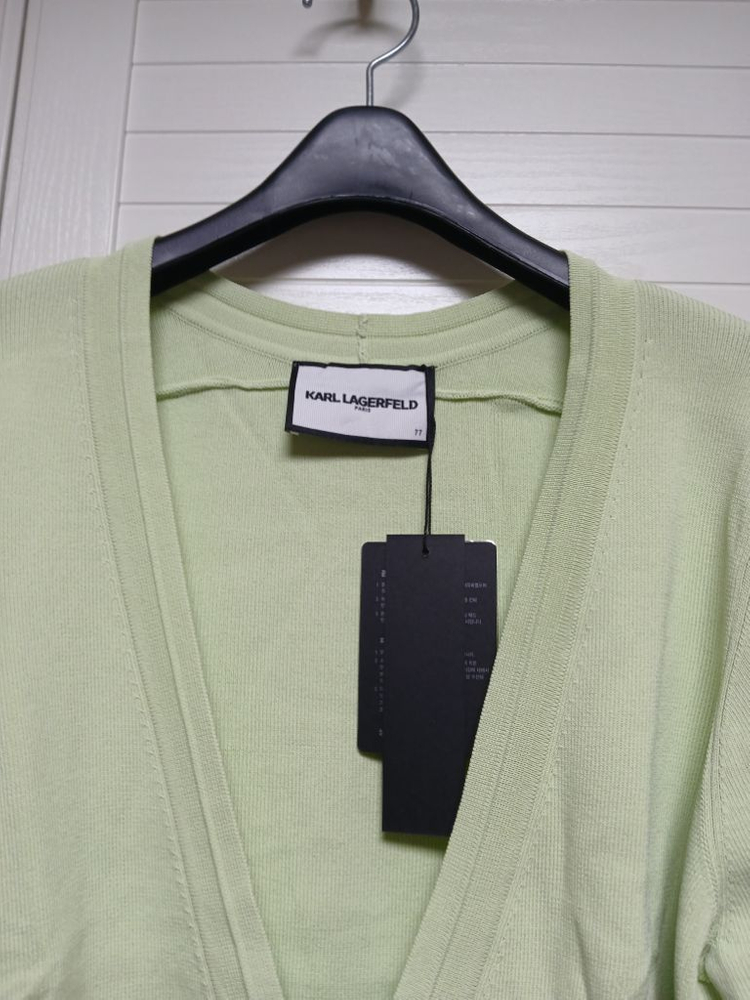 칼라거펠트 니트 앙상블(이너탑+가디건) 77 ㅡ새상품 이미지