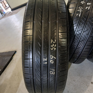 2356018중고타이어 1개 235 60 18