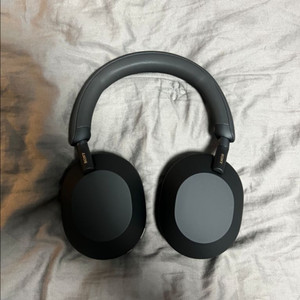 소니 WH-1000XM5 Black