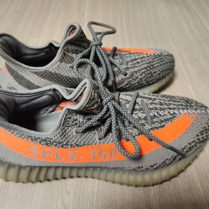 아디다스 이지부스트 350 v2 벨루가 (사이즈255)