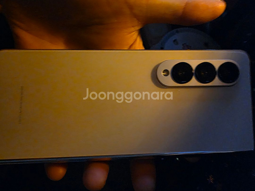 갤럭시 폴드 4. 256GB 무흡집 무하자--0