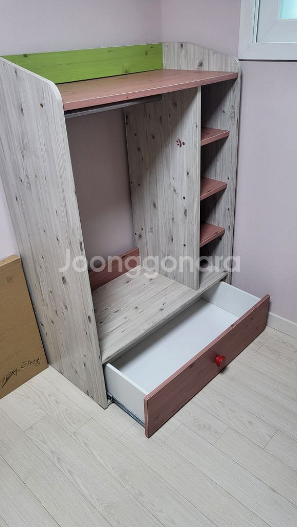 튼튼한 아동원목책장--3