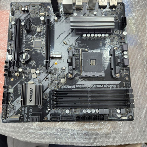 애즈락 B550M Phantom Gaming 4 (디앤