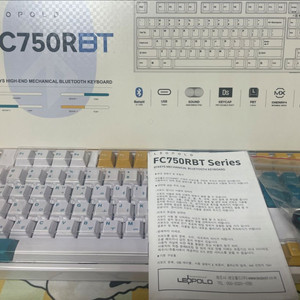 레오폴드 fc750rbt 밀크터쿼이즈 (새상품)