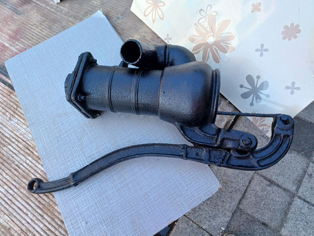 큰거임 지하펌프 작두형. 제질 무쇄 이미지