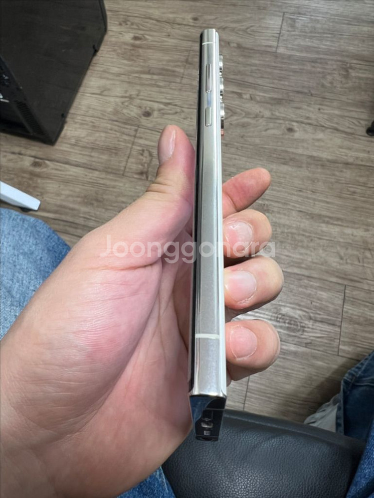 갤럭시S23울트라 512GB 자급제 크림 S급 팝니다--3