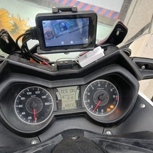 xmax300