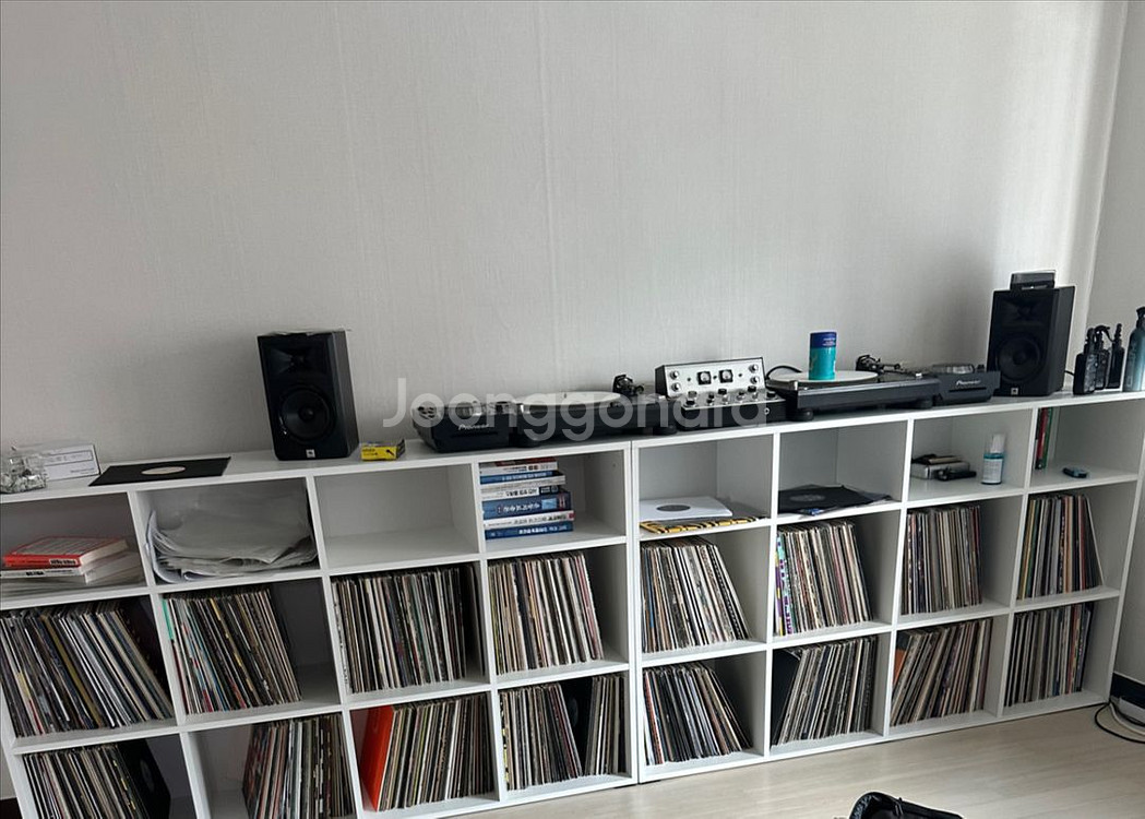 jbl lsr305 mk1--0