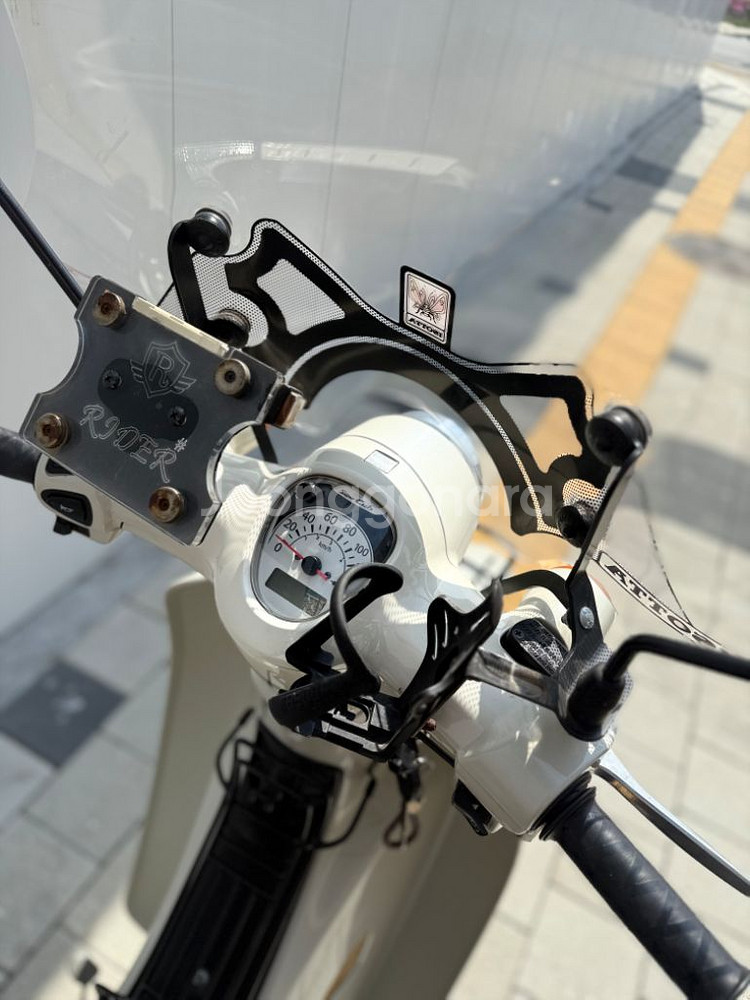 2021년 혼다 수퍼커브 판매합니다.--7