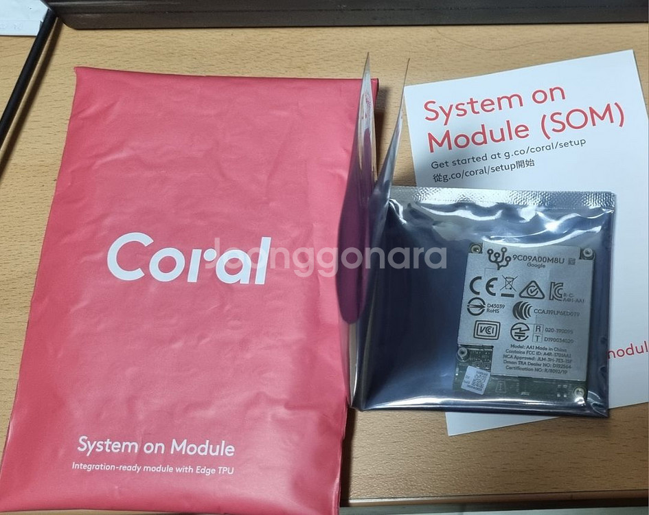 구글 Coral System on Module SOM--0