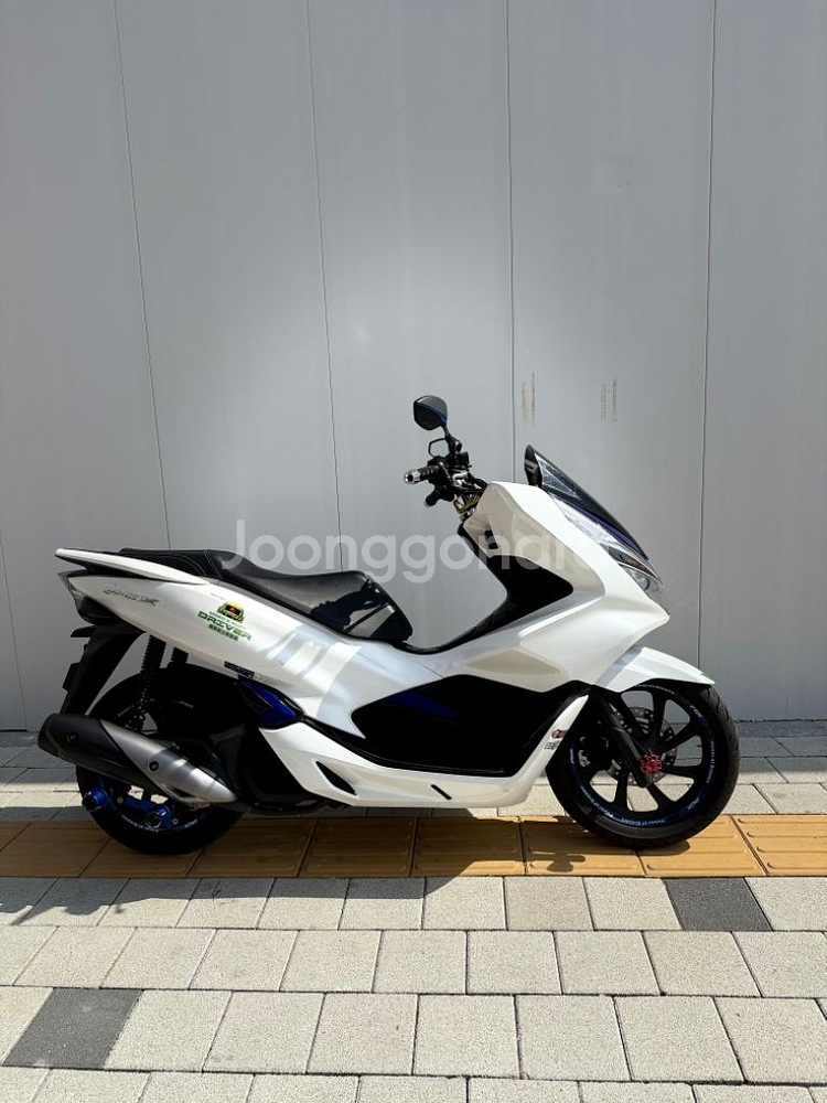 2020년식 pcx125 판매합니다.--4