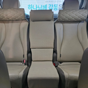 카니발 4세대 3열보조시트 삽니다.
