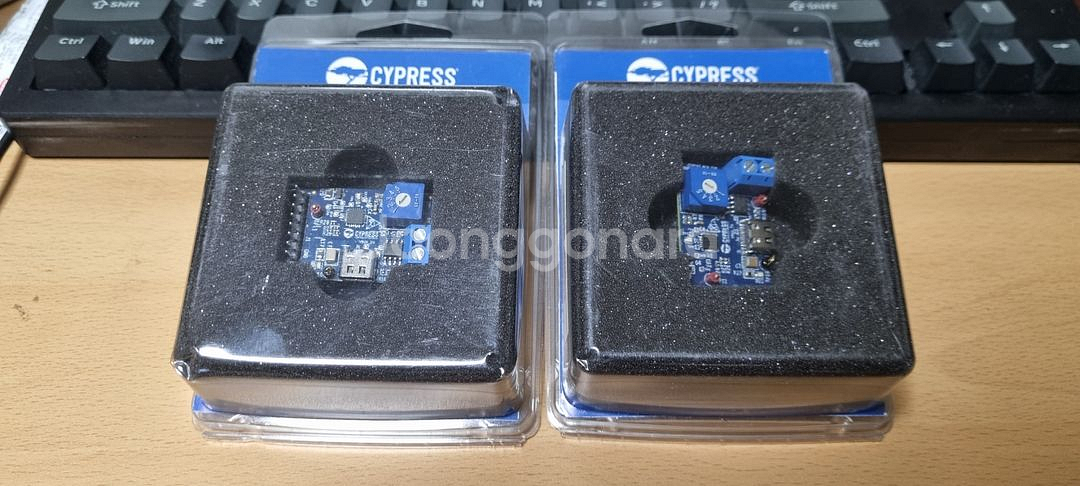 CY4533 EZ-PD BCR Eval 키트--1