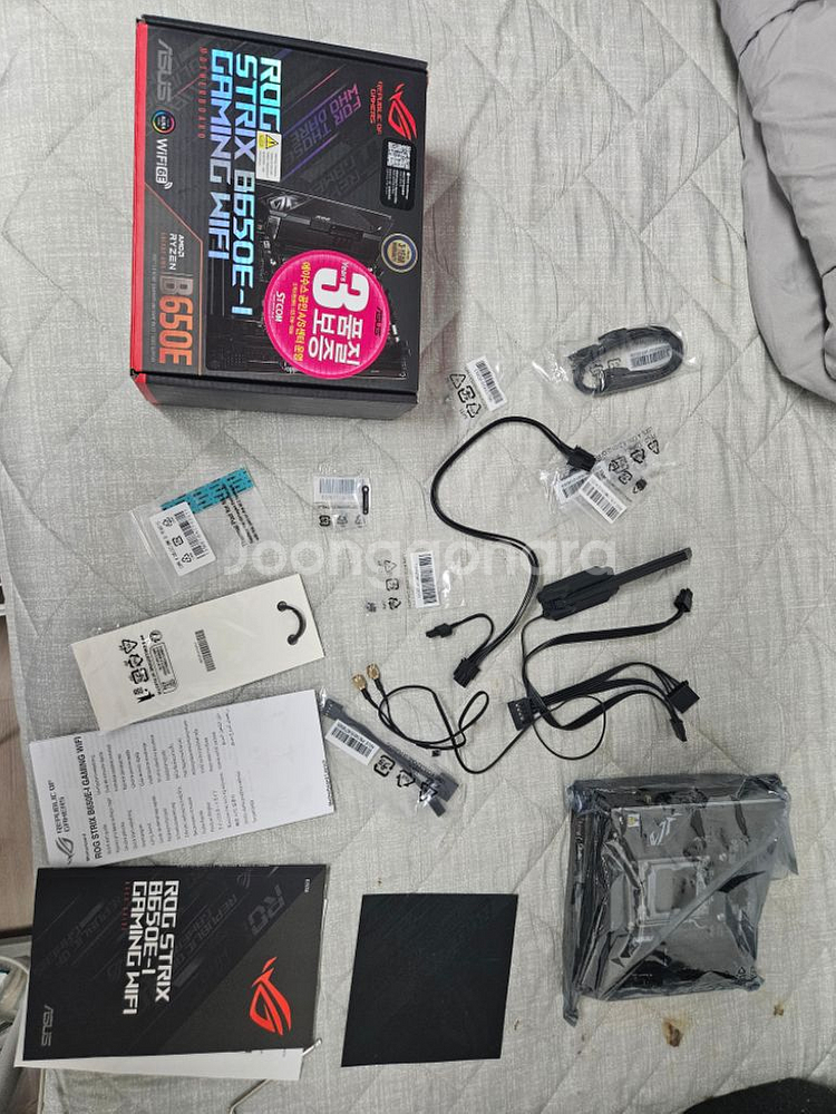 ROG STRIX B650E-I GAMING WIFI--0