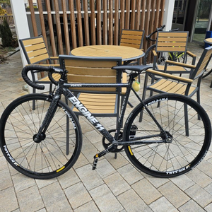 엔진11볼텍스2024년식블랙썬더 판매합니다