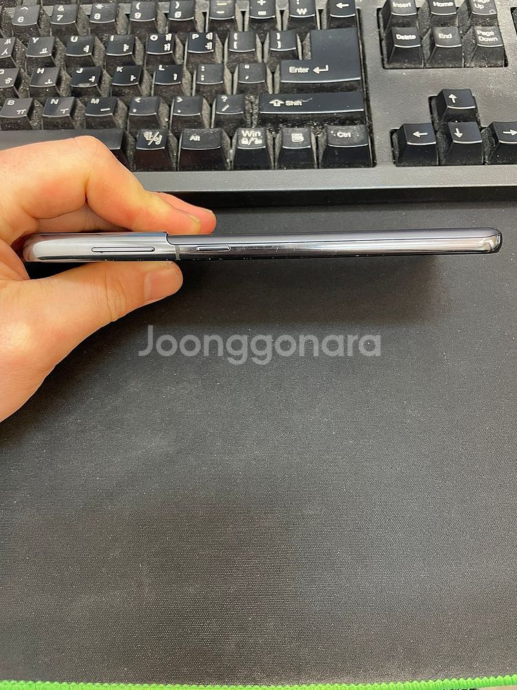 갤럭시S21 그레이 256GB 무잔상 상태좋은 중고팝니--3