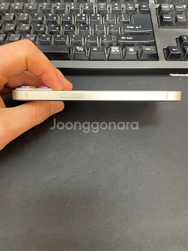 아이폰14 화이트 128GB 상태좋은 중고팝니다.--3