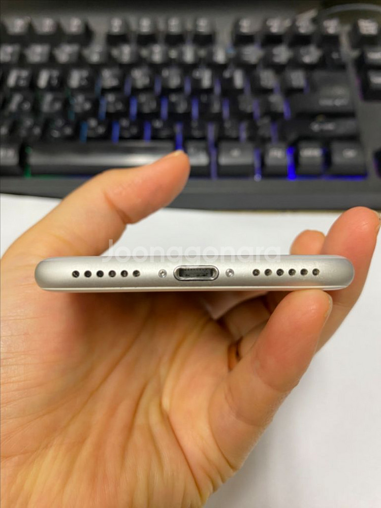 아이폰7 실버 SS급 32GB 무잔상 대량가능--6