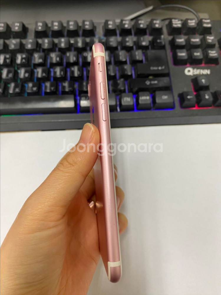 아이폰7 로즈골드 외관깔끔 32GB 무잔상--4