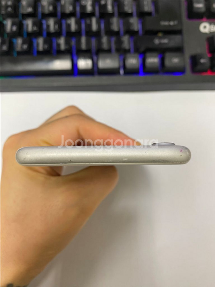 아이폰7 실버 액정깔끔 32GB 무잔상 인스타--3