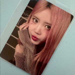 프로미스나인 송하영 슈퍼소닉 이즈위 포토카드 팝니다