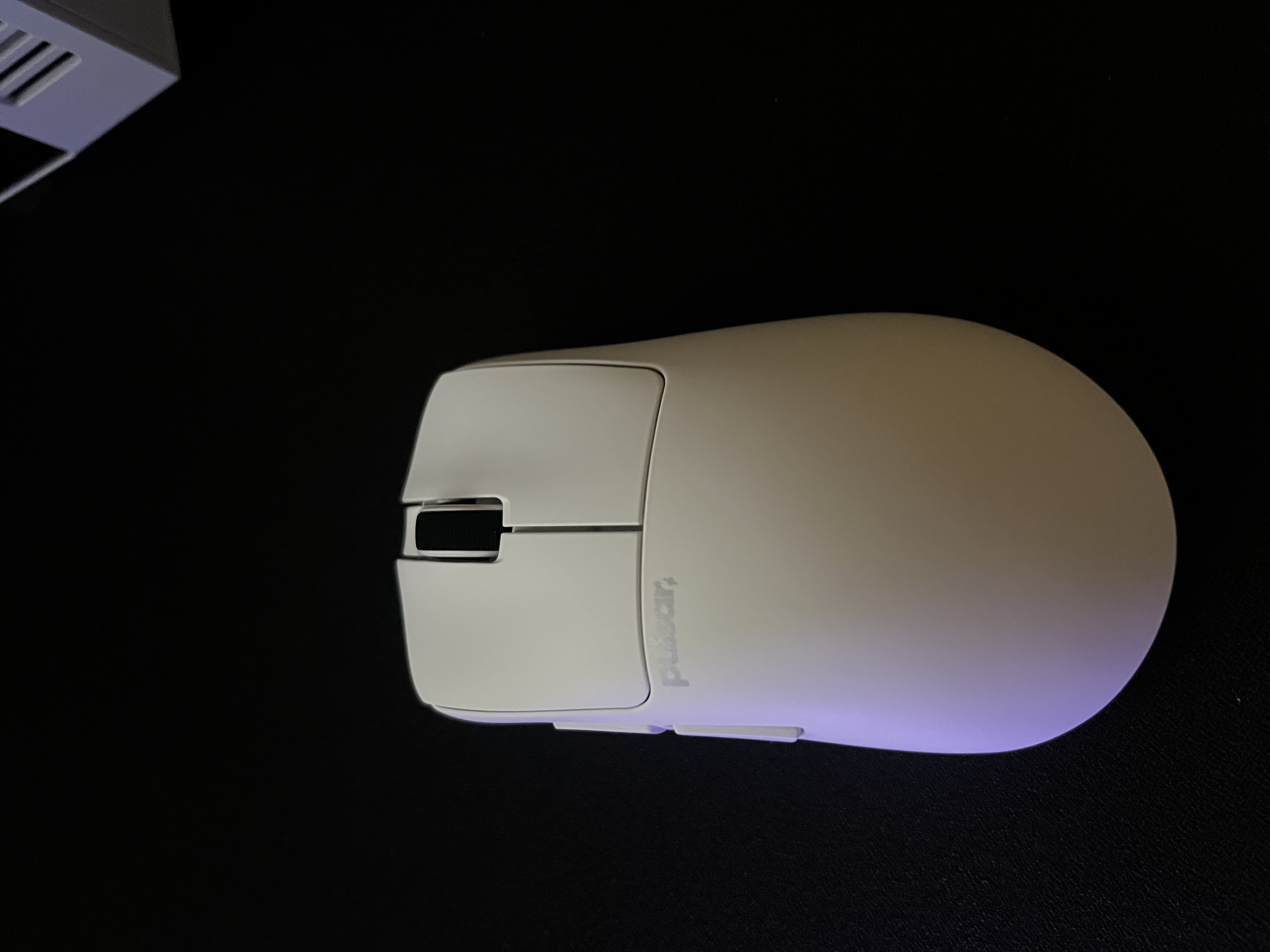 펄사 Xlite V3 미디움 (펄브삼)