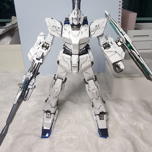 mg 유니콘건담 티타늄피니쉬(게이트자국x, 데칼 완벽)