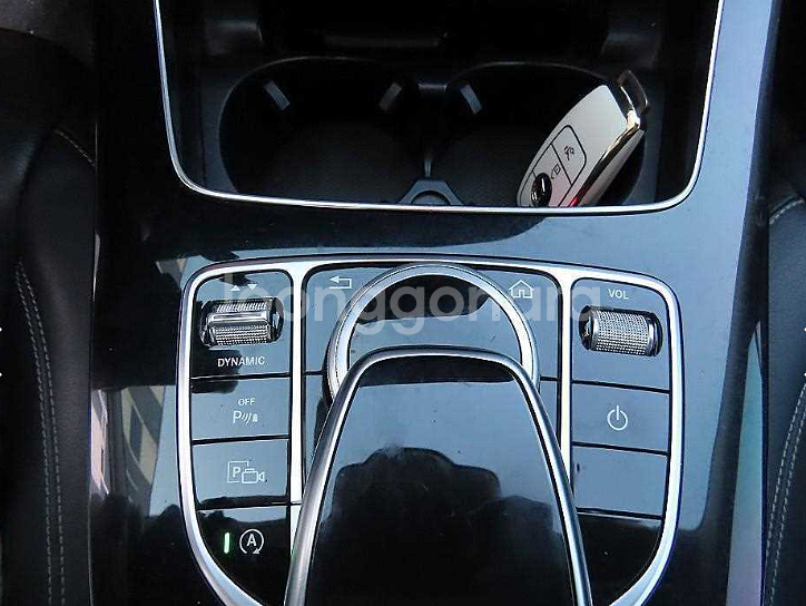 *17년 E-클래스 W213 E220d 아방가르드*--9
