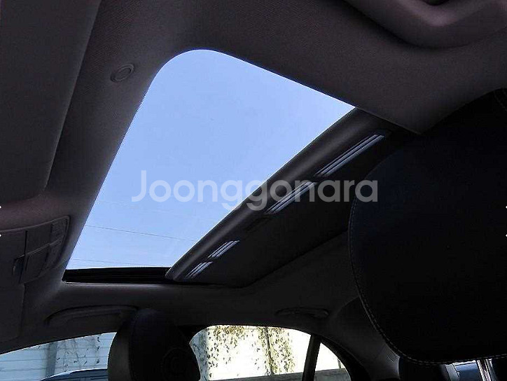 *17년 E-클래스 W213 E220d 아방가르드*--8